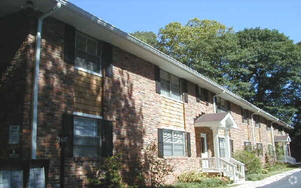 Building Photo - Palisades by the Park