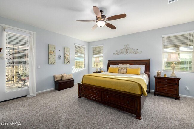 Building Photo - Gorgeous single level 4-bedroom, 3-bathroom home nestled in an upscale gated community in Peoria