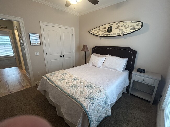 Building Photo - 181 Fieldstone Ln