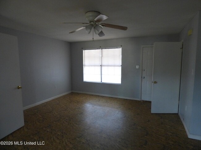 Building Photo - 144 Old Hwy 98 W