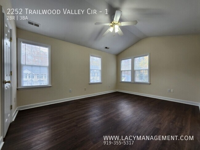 Building Photo - 2252 Trailwood Valley Cir