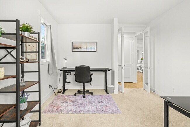 Building Photo - 5891 SW 67th Pl