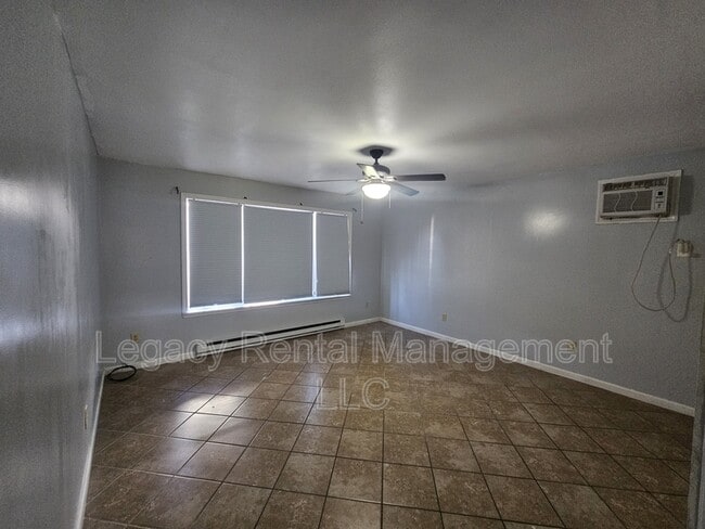 Building Photo - 109 East Blaine Street - 1