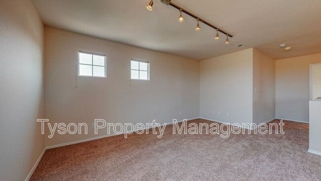 Building Photo - 7615 Red Finch Ct NW
