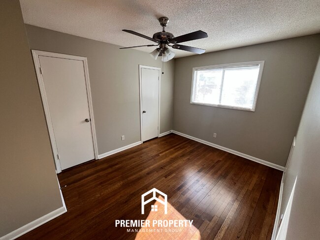 Building Photo - Spacious 3BR Home in 38118 | Hardwood Floors, Formal Dining & Large Fenced Yard