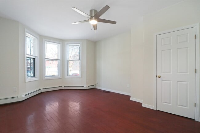 Building Photo - 1620 Palisade Ave