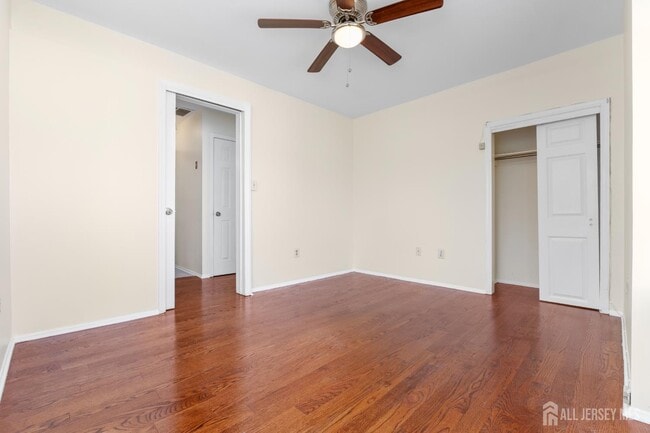 Building Photo - 2908 Madaline Dr