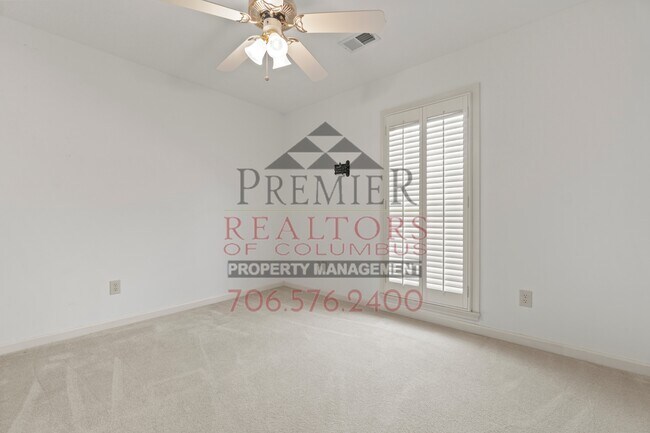 Building Photo - 4856 Spring Ridge Dr