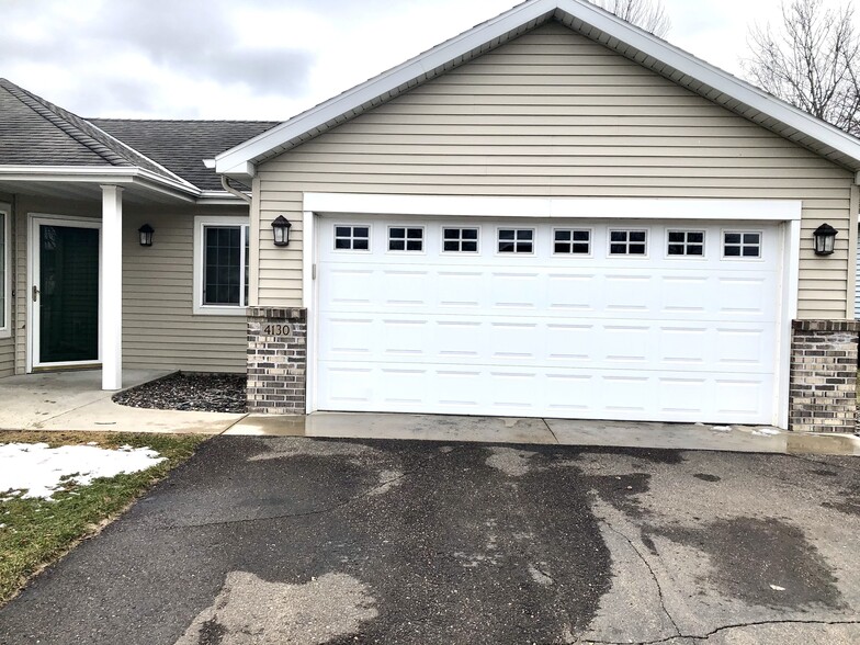 Building Photo - 4130 Dublin Dr