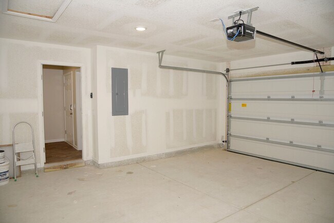 Building Photo - Highly desirable Hammock Bay home!