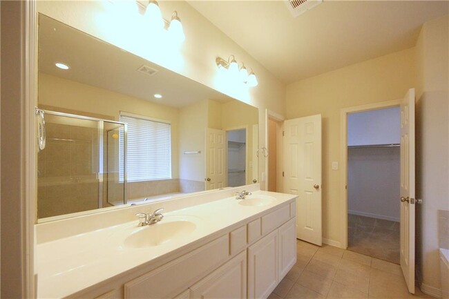 Building Photo - 4208 Park Vista Trail