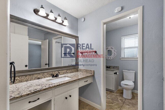 Building Photo - Charming 3 Bed 2 Bath Cul-De-Sac Home in a...