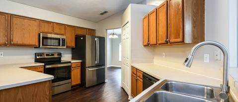 Building Photo - 1128 Windy Bluff Dr