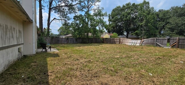 Building Photo - Charming 3 Bed / 2 Bath Home – Pet Friendl...