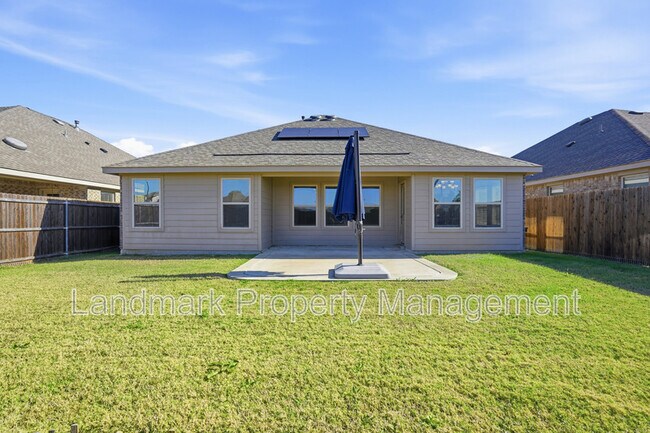 Building Photo - 1701 E Lamar Blvd