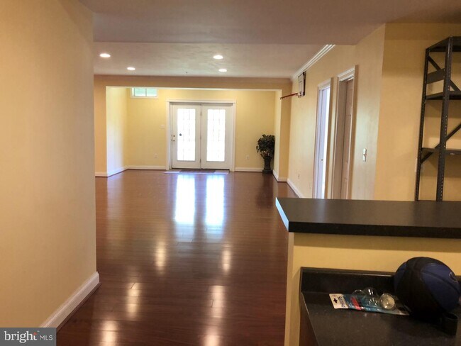 Building Photo - 12303 Greenbriar Branch Dr