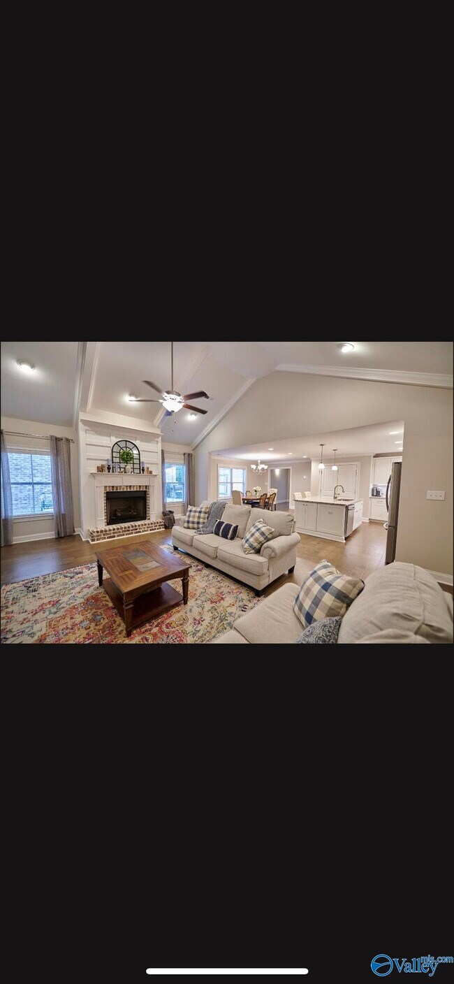 Building Photo - 2525 Celia Ct