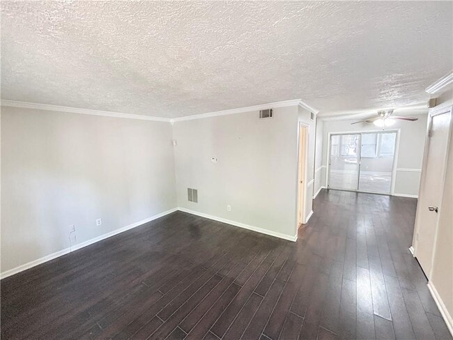 Building Photo - 2251 Salt Springs Pl