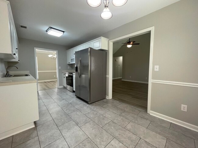 Building Photo - 3009 Galahad Way