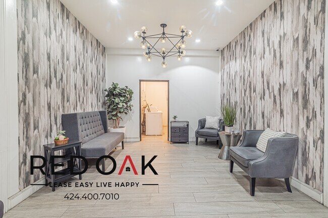 Building Photo - 3540 Fletcher Dr