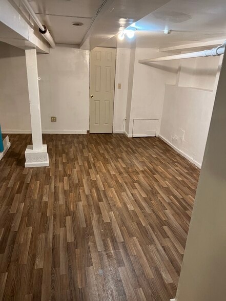 Building Photo - 32 N Bond St