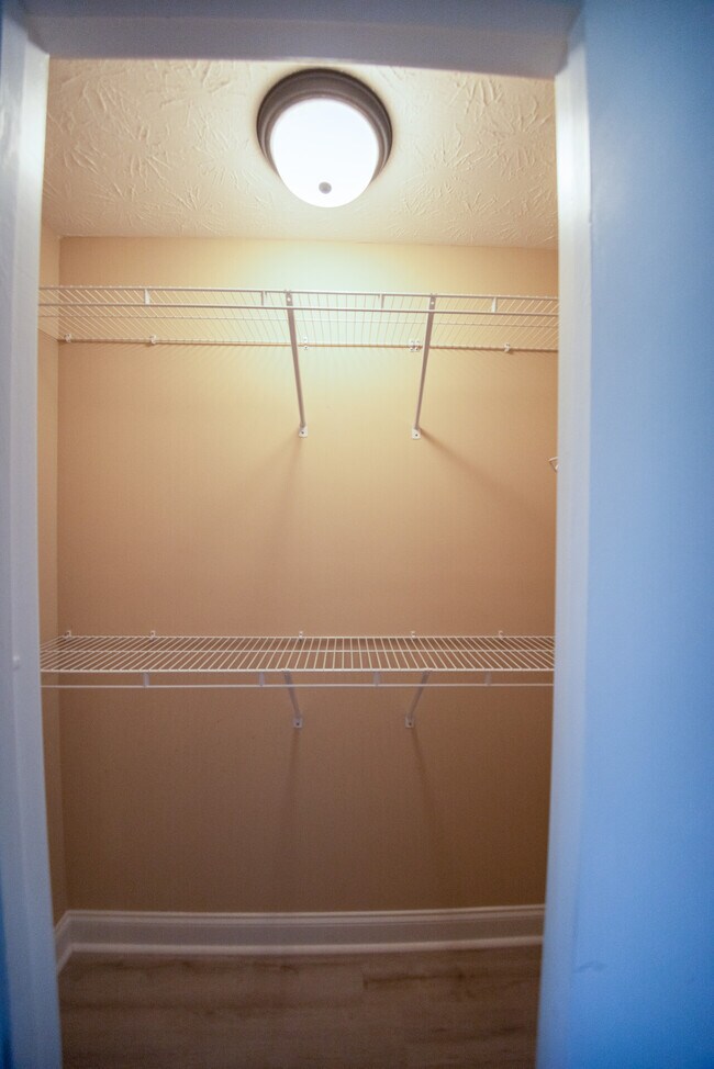 Building Photo - 8217 Lantern Ct