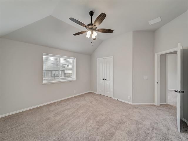 Building Photo - 2905 Parkwood Cir