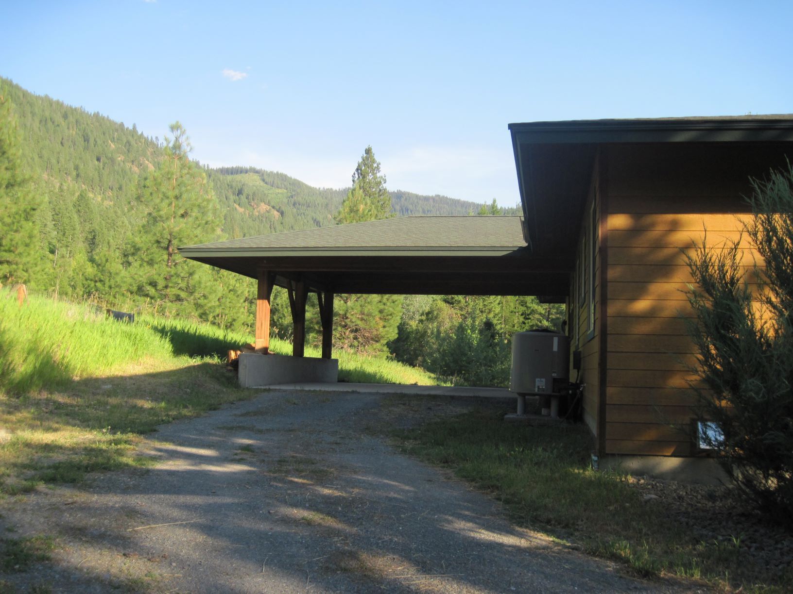 Carport on east side, included with rental - 1381 Mingo Mountain Rd