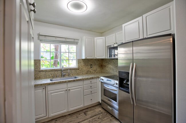 Building Photo - 1337 Berkeley St