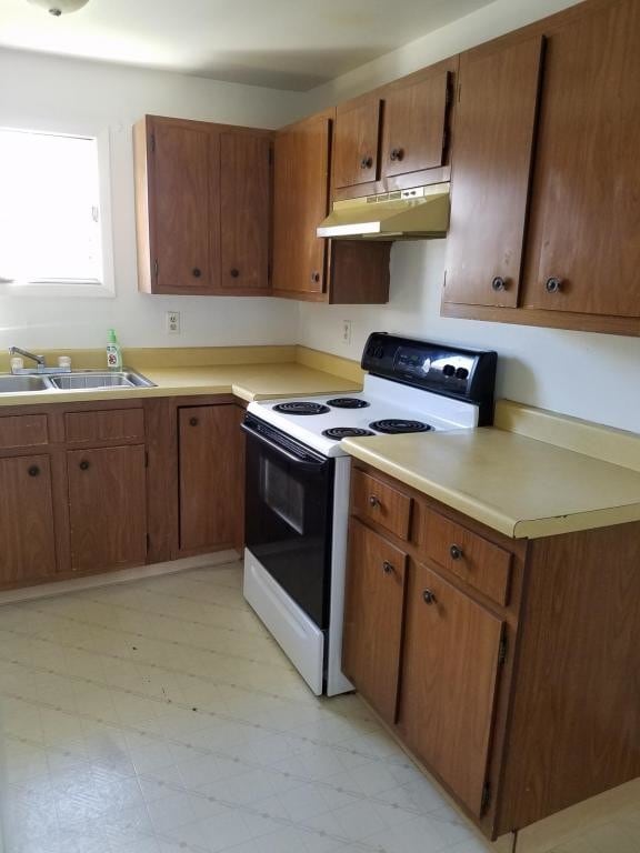 Building Photo - 2213 Lathrop St