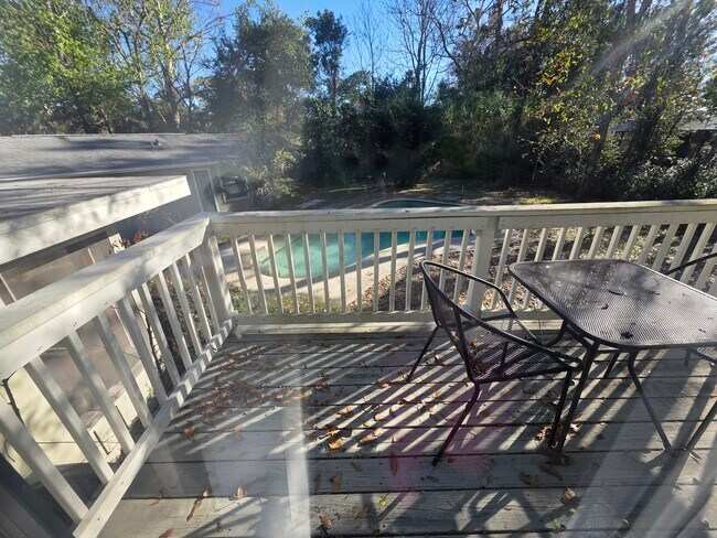 Building Photo - Beautiful Sweetwater Property