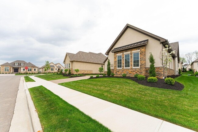 Building Photo - 6096 Deer Bluff Pl