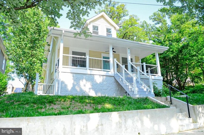 Building Photo - 4105 30th St