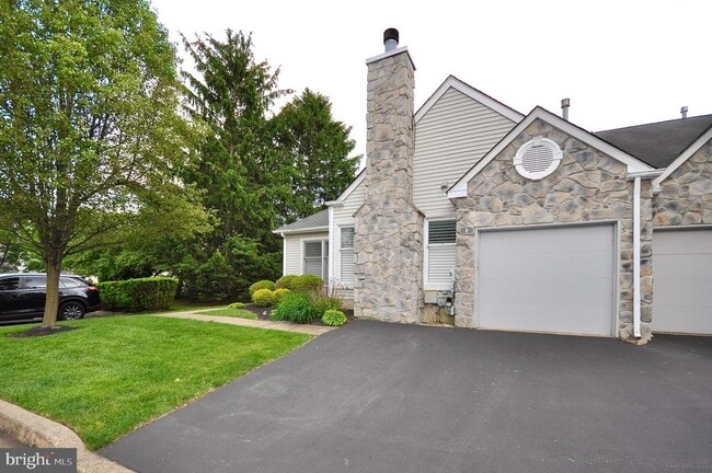 Building Photo - 8 Northrup Ct