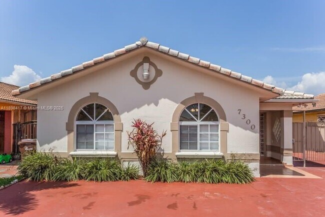 Building Photo - 7300 W 34th Ct