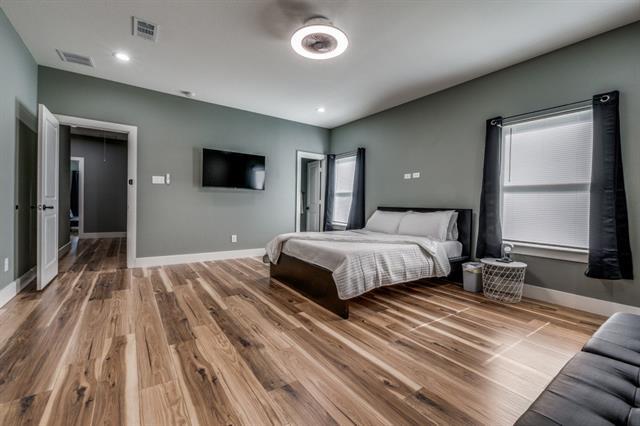 Building Photo - 4707 Barry Ave