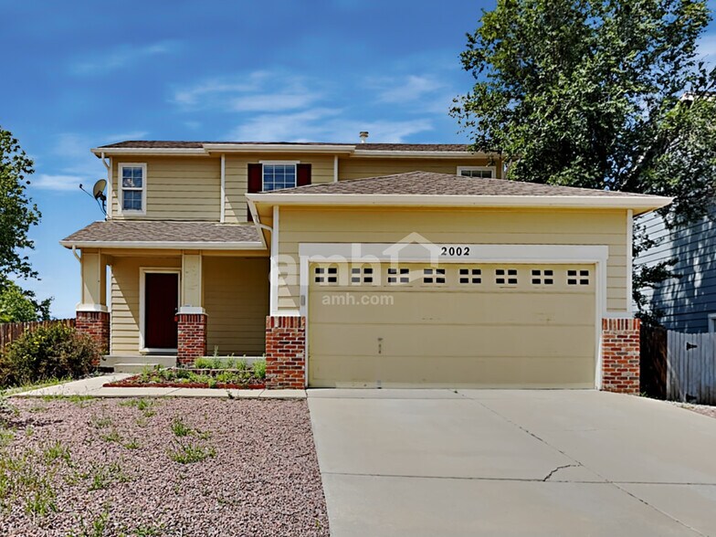 Primary Photo - 2002 Springside Dr