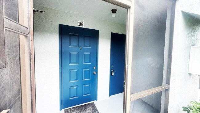 Building Photo - 7547 S Oriole Blvd