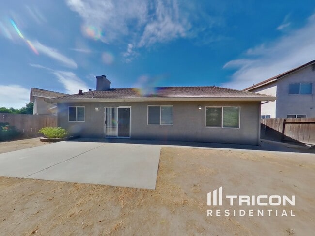 Building Photo - 5204 Firenza Way