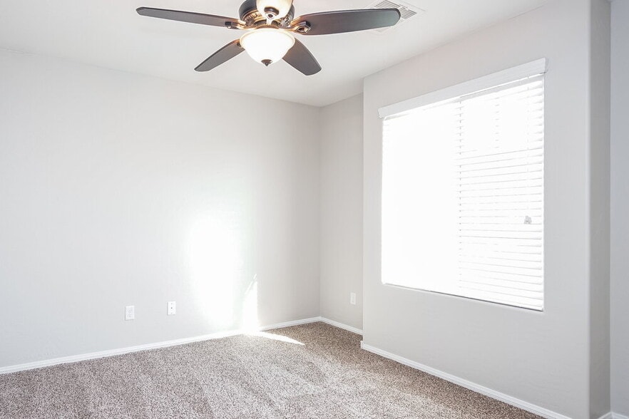 Building Photo - 4505 Harbison Canyon Ct