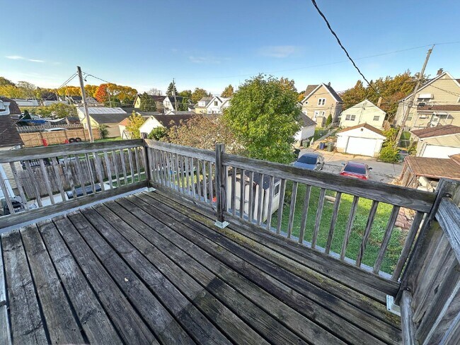 Building Photo - 1741 S 69th St