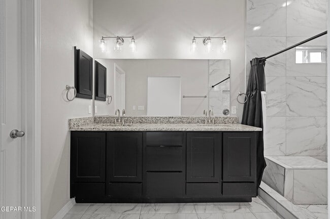 Building Photo - 12681 Don Norte St