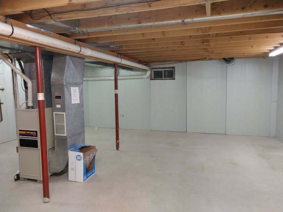 Building Photo - 1505 Well St