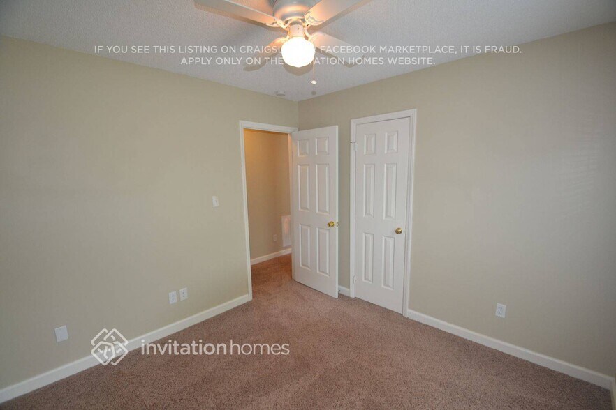 Building Photo - 2704 Kempsford Pl