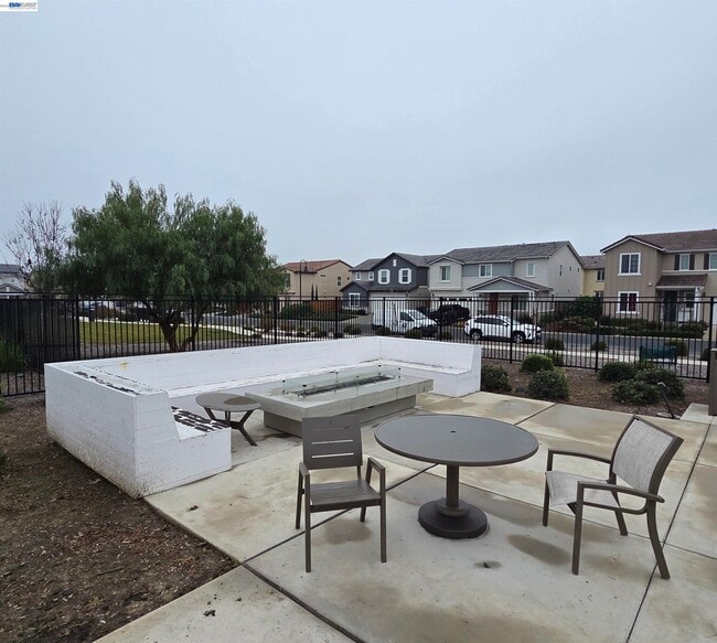 Building Photo - 5390 Shenandoah Vly Ln