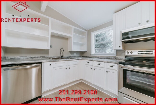 Building Photo - 1377 W Riviera Dr