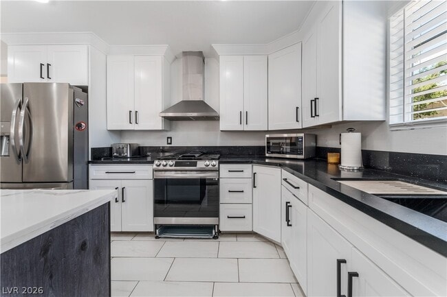 Building Photo - 9005 Feather River Ct
