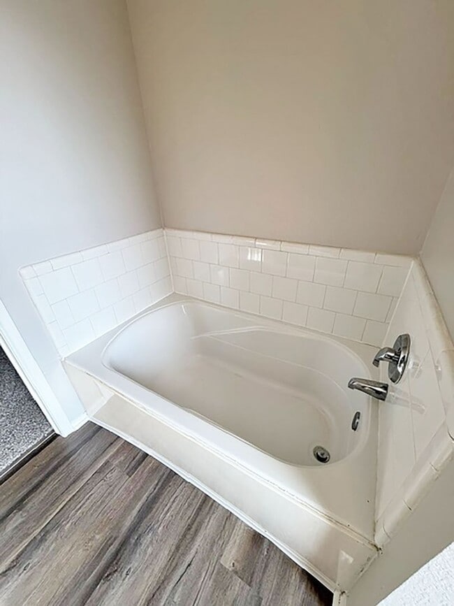 Building Photo - Great 4 Bdrm 2.5 Bath Home in Denton Tx