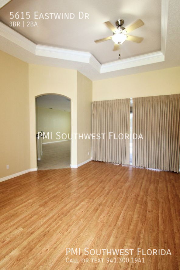 Building Photo - 5615 Eastwind Dr
