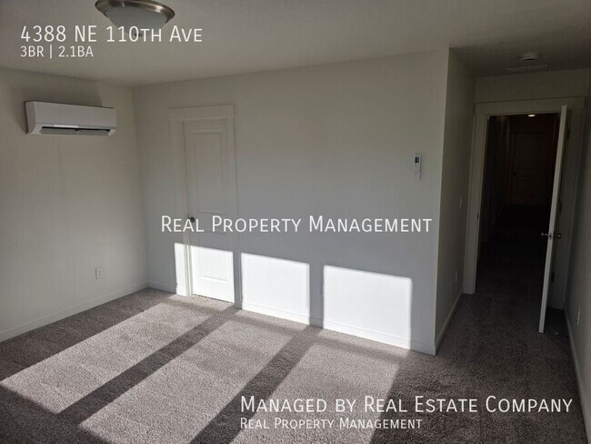 Building Photo - 4388 NE 110th Ave